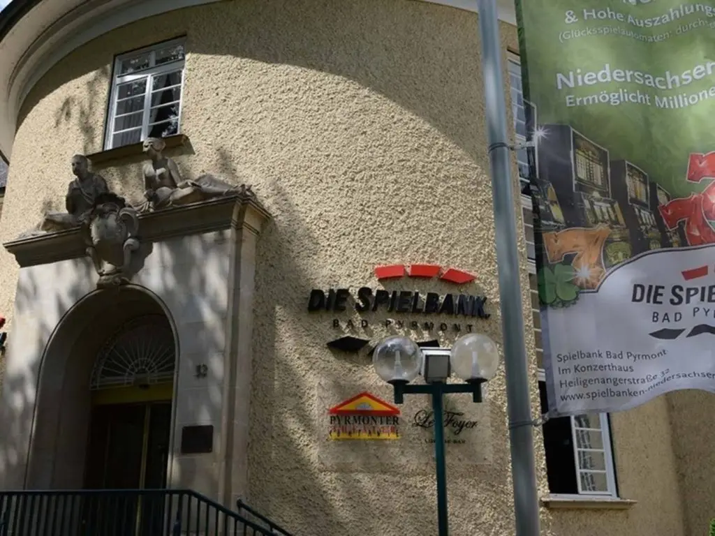 MERKUR SPIELBANK Bad Pyrmont 4